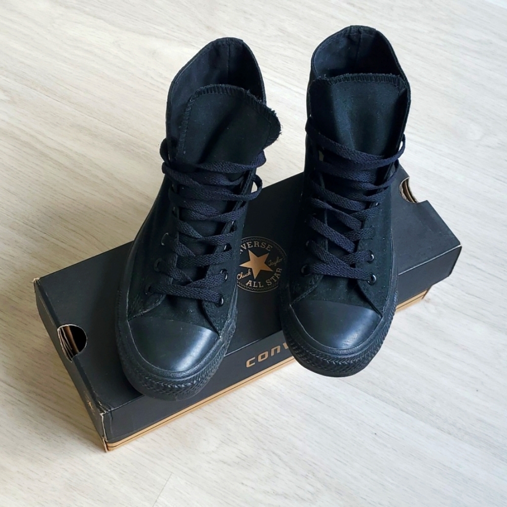 Black Converse Sneakers